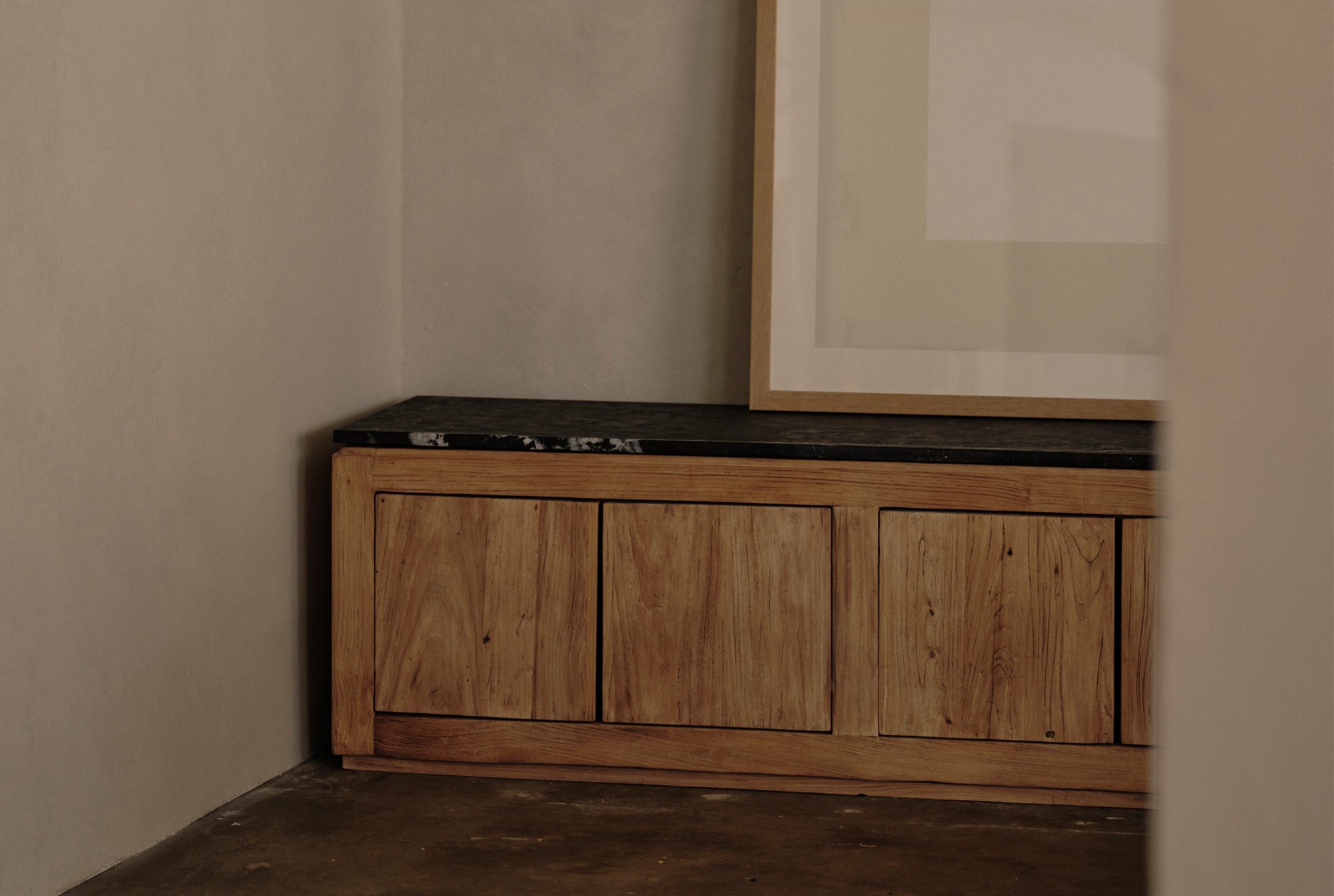 Axol Low Line 6 Door Buffet