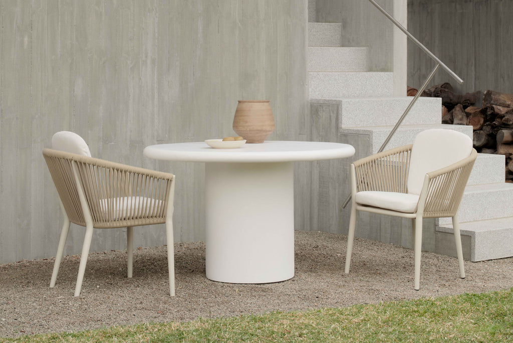 Outdoor Jean De Round Dining Table – MCM House