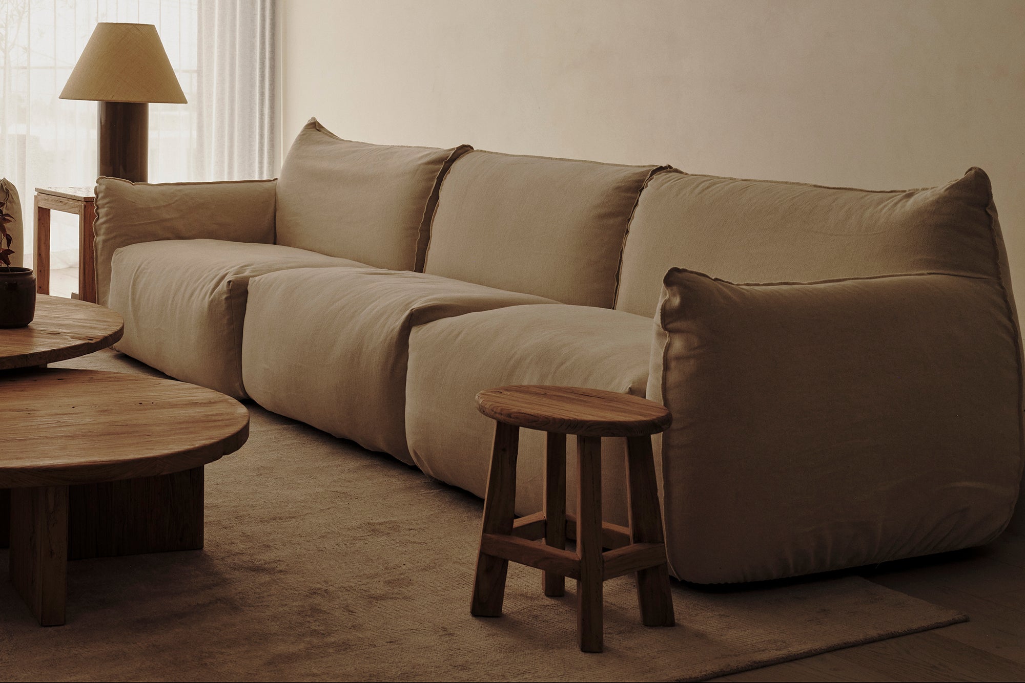 Alta Stool