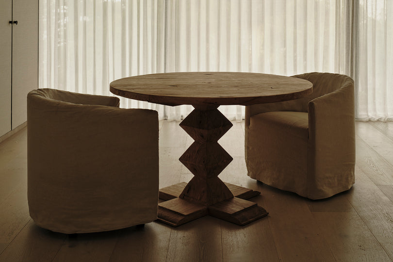St Tropez Dining Table