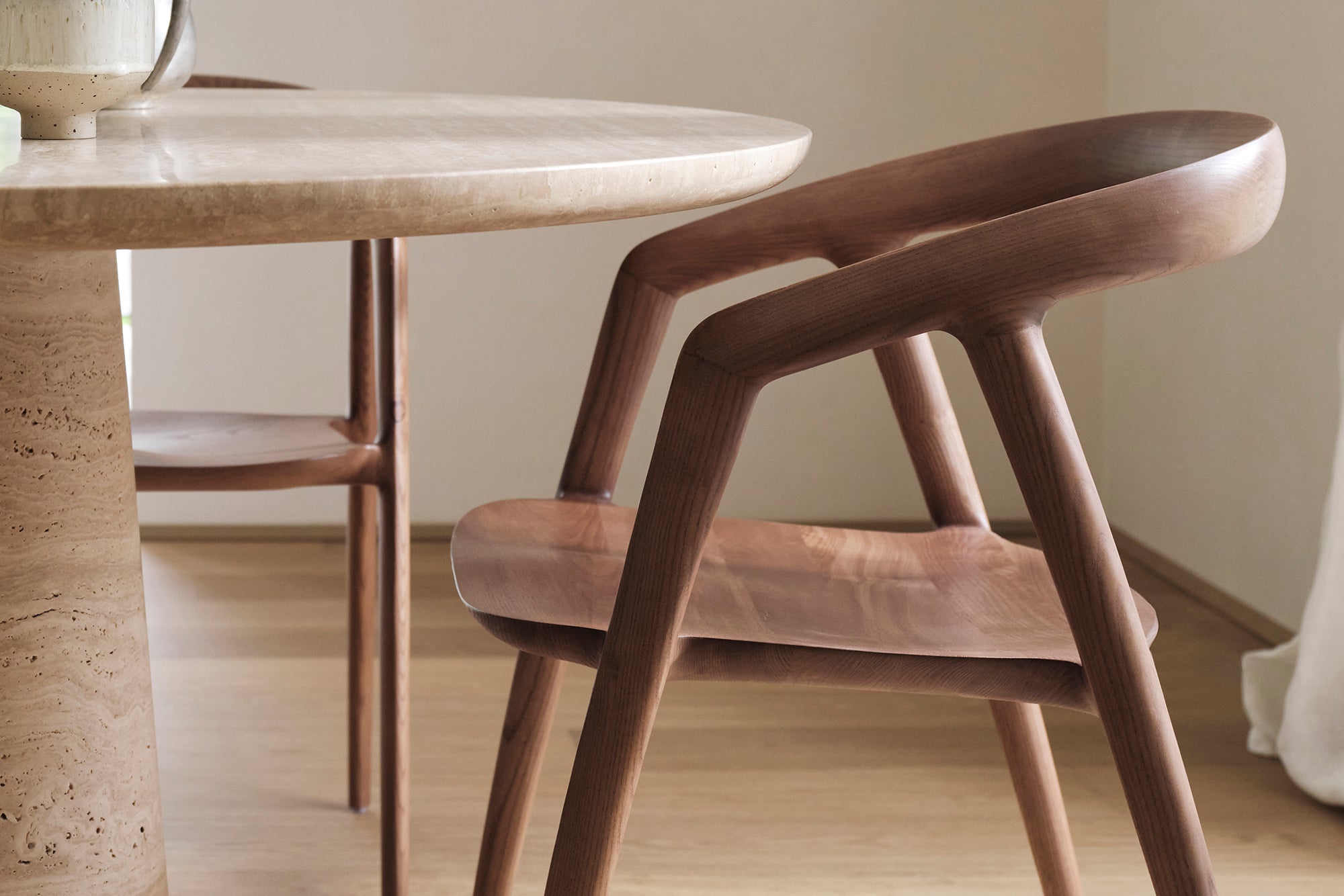 Caramel Maki Dining Chair