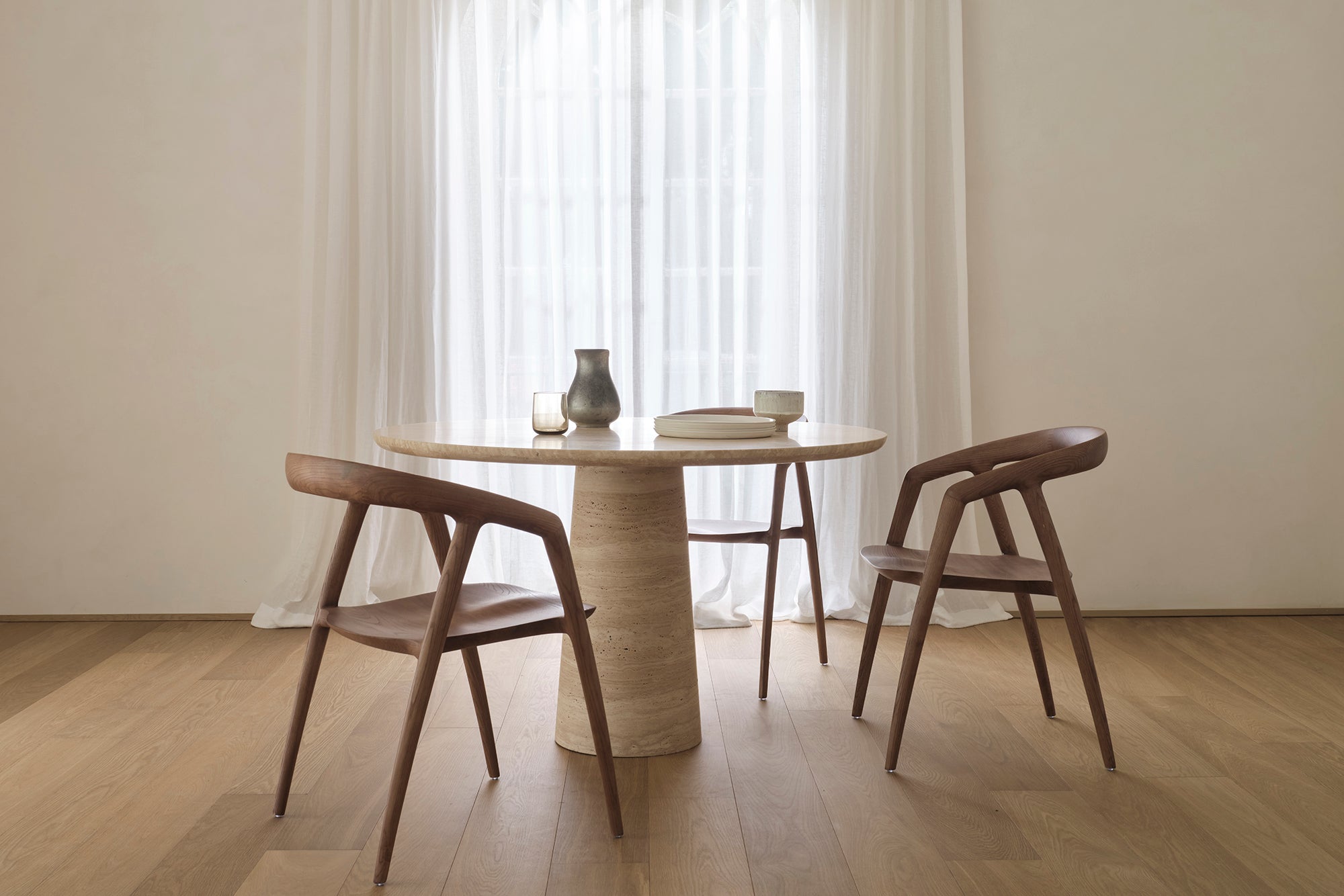 Travertine Kora Round Dining Table