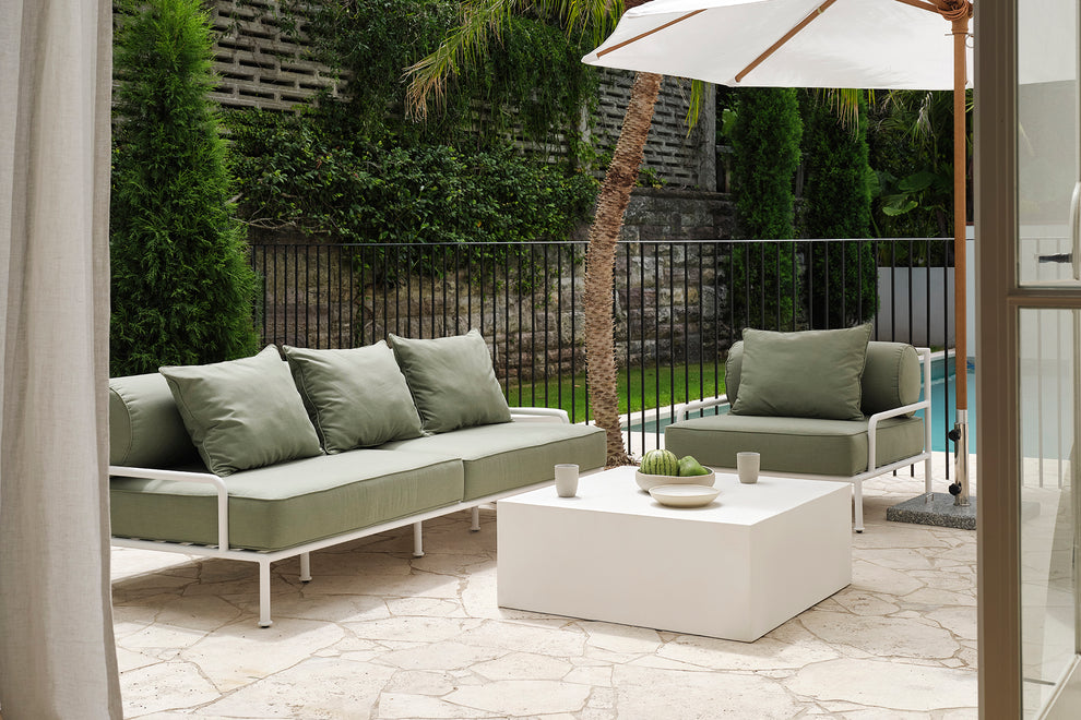 Outdoor Rowe Sofa