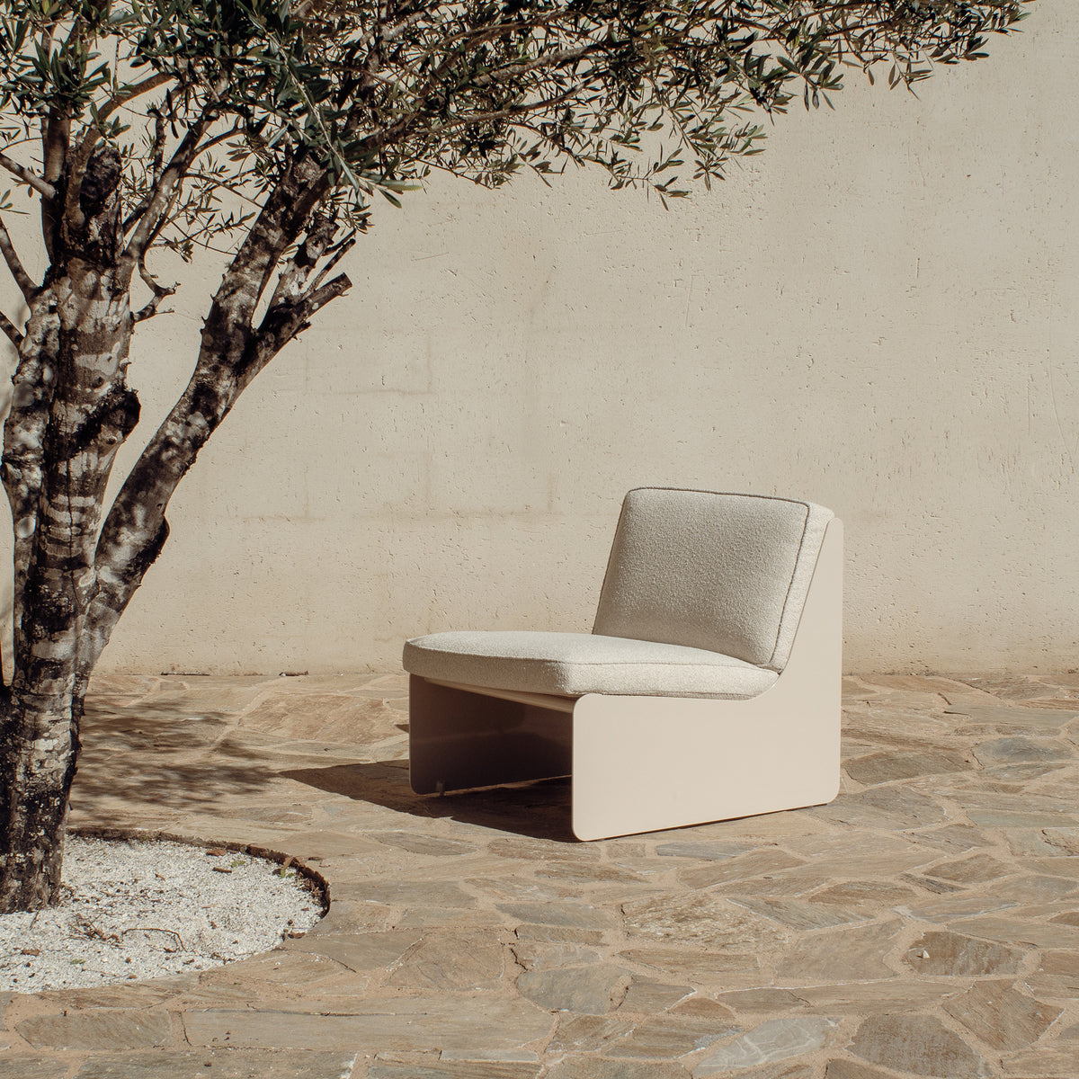 Outdoor Gloss Dougie Lounge Chair