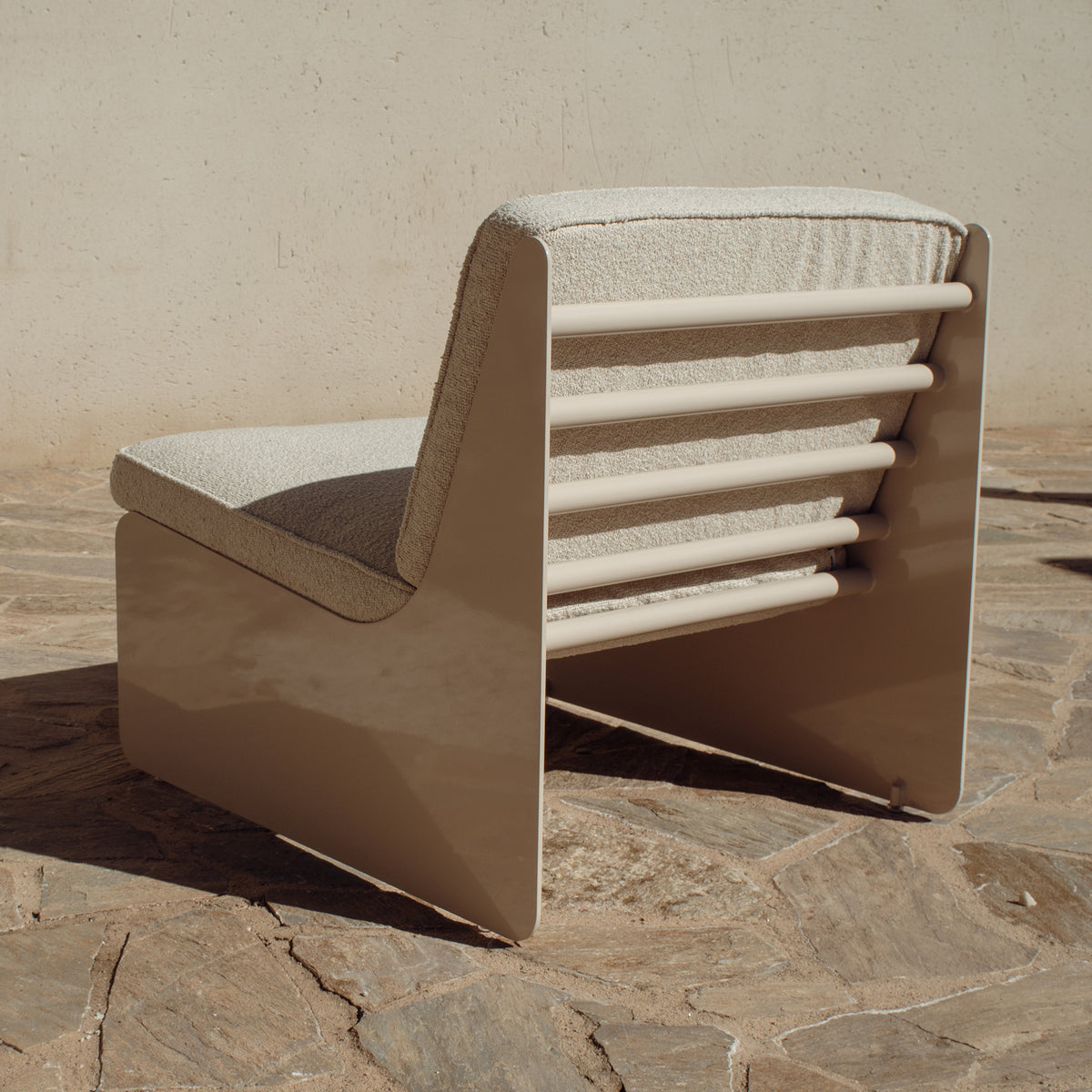 Outdoor Gloss Dougie Lounge Chair