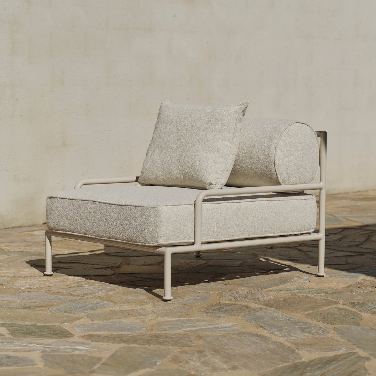 Outdoor Gloss Rowe Lounge Chair