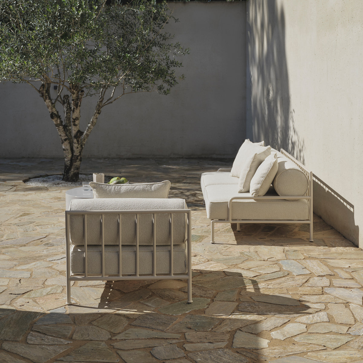 Outdoor Gloss Rowe Lounge Chair