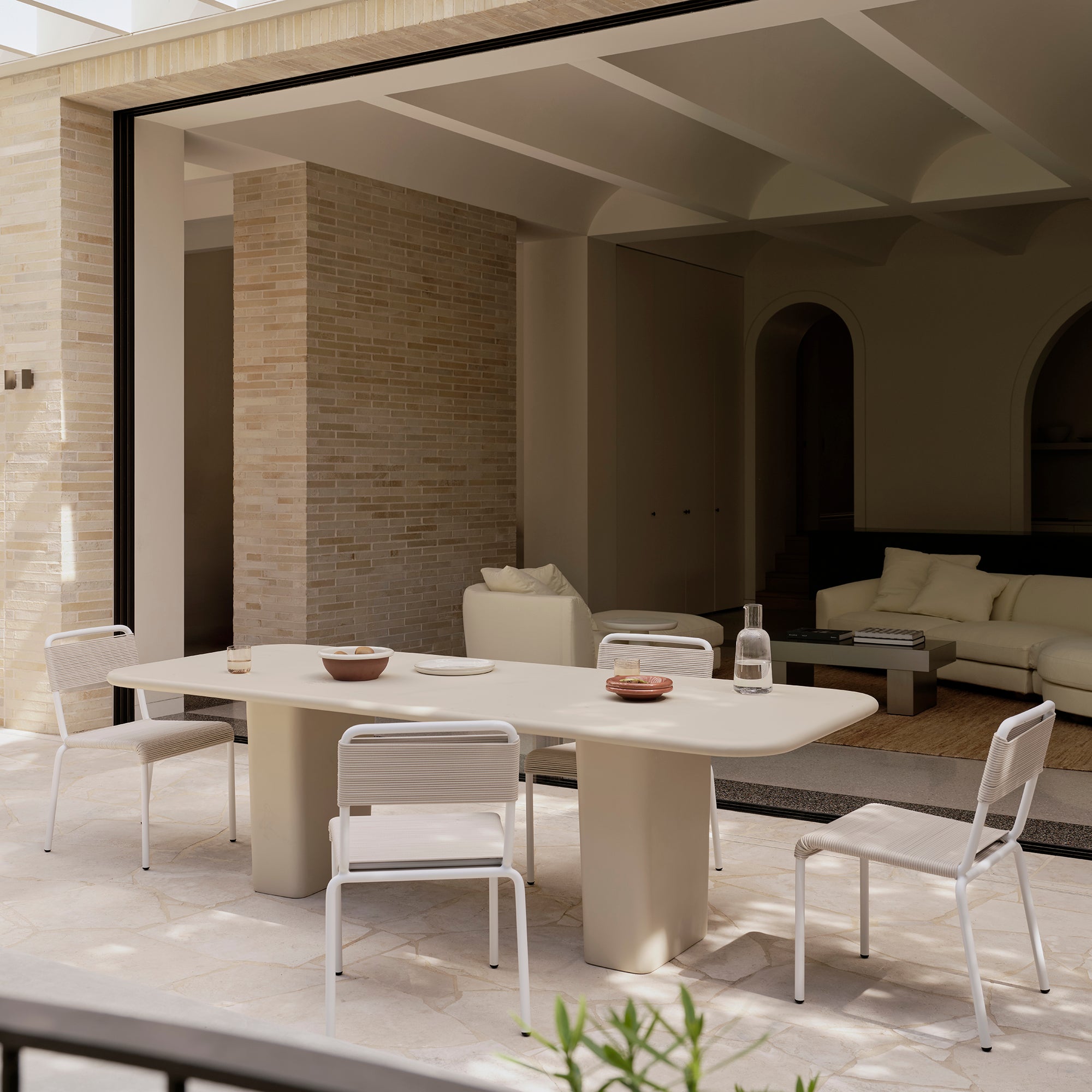 Totem Rectangular Dining Table