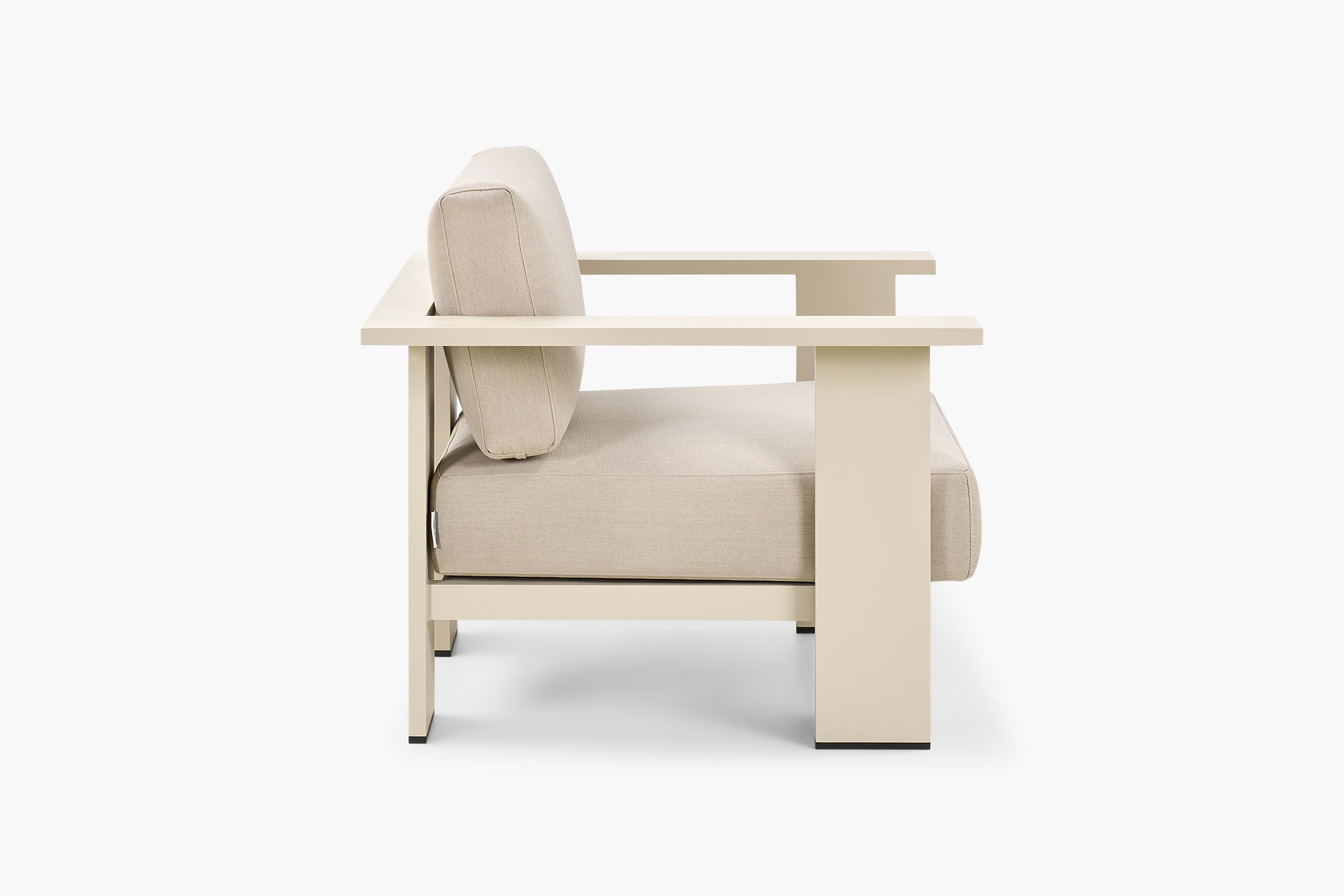 Outdoor Benn Lounge Chair