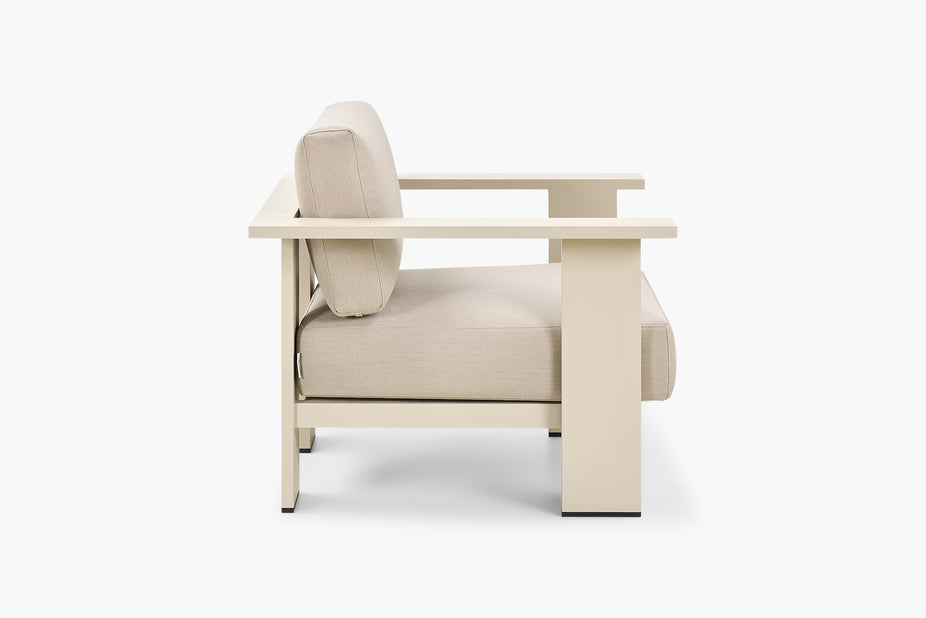Outdoor Benn Lounge Chair