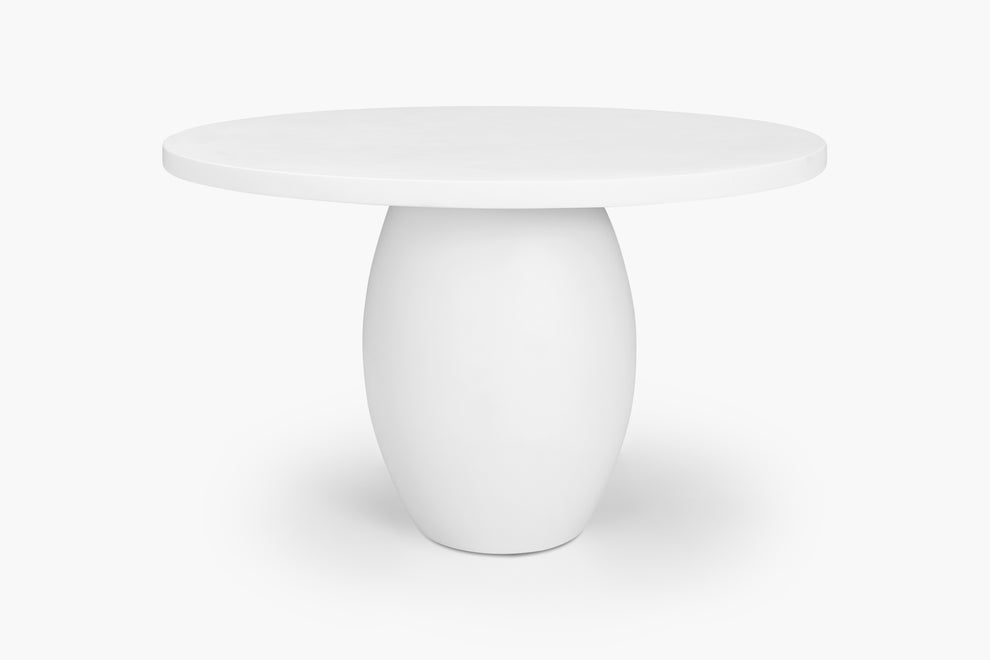 Olay Round Dining Table