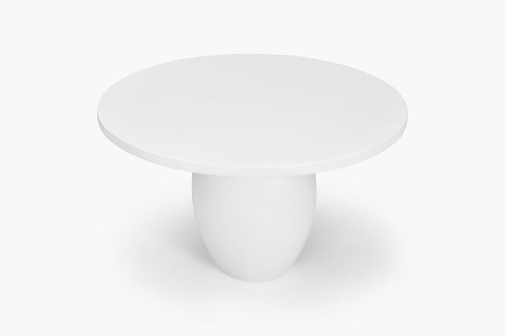 Olay Round Dining Table