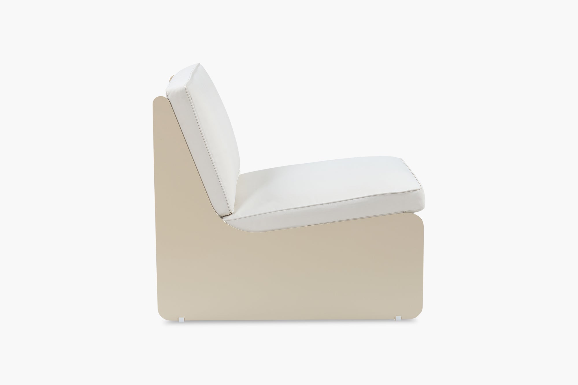 Outdoor Dougie Lounge Chair