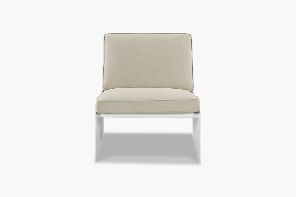 Outdoor Dougie Lounge Chair