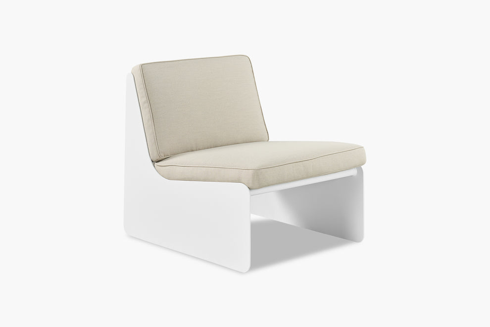 Outdoor Dougie Lounge Chair