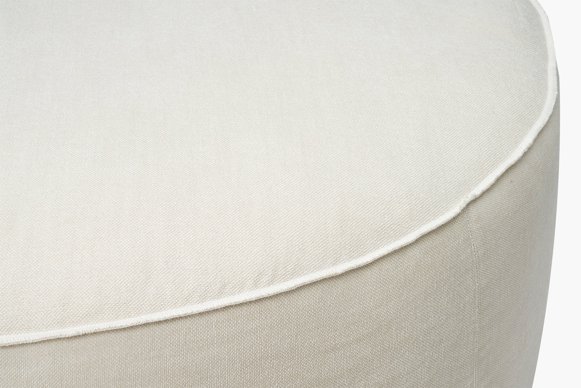 Elio Round Ottoman