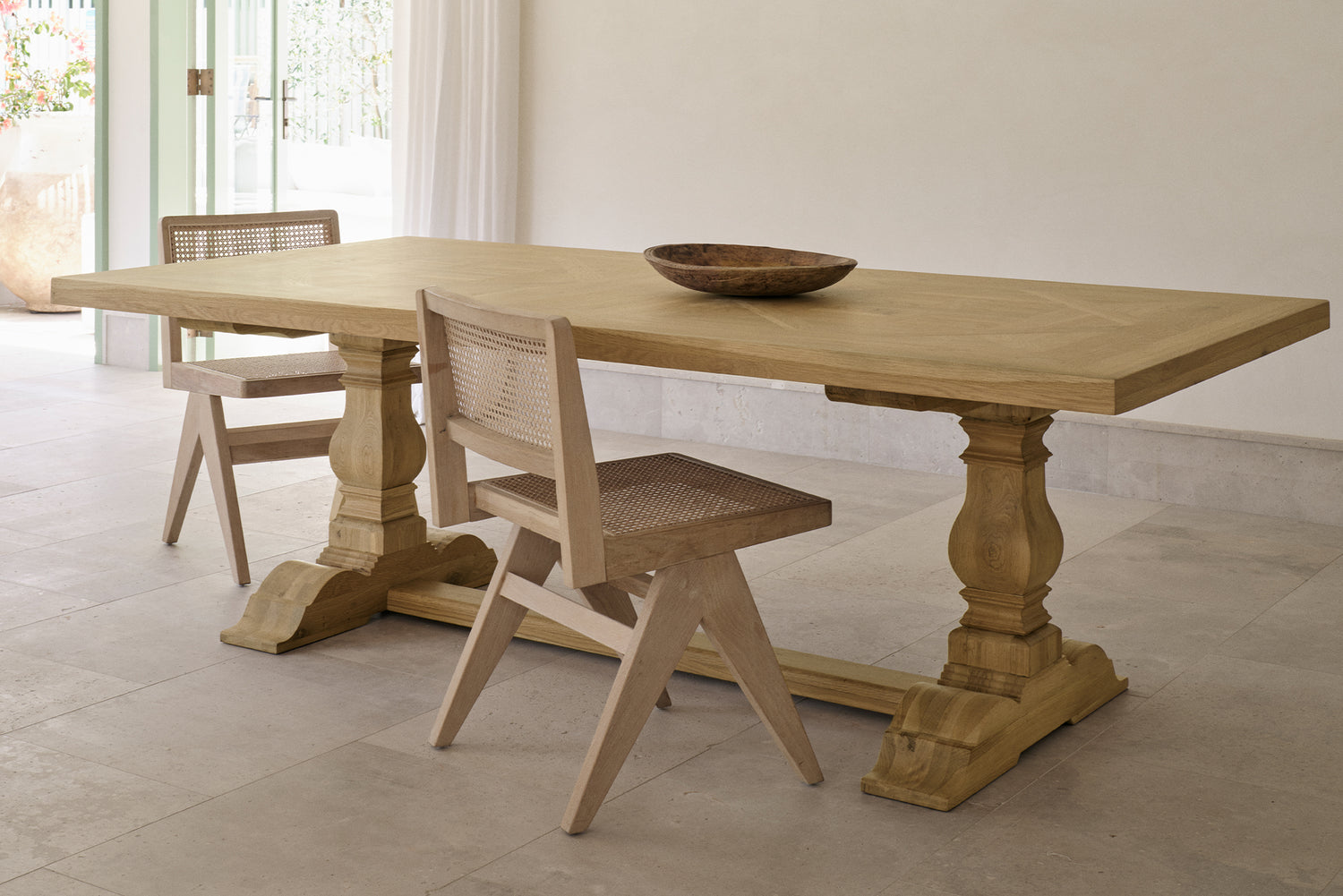 Florence Dining Table