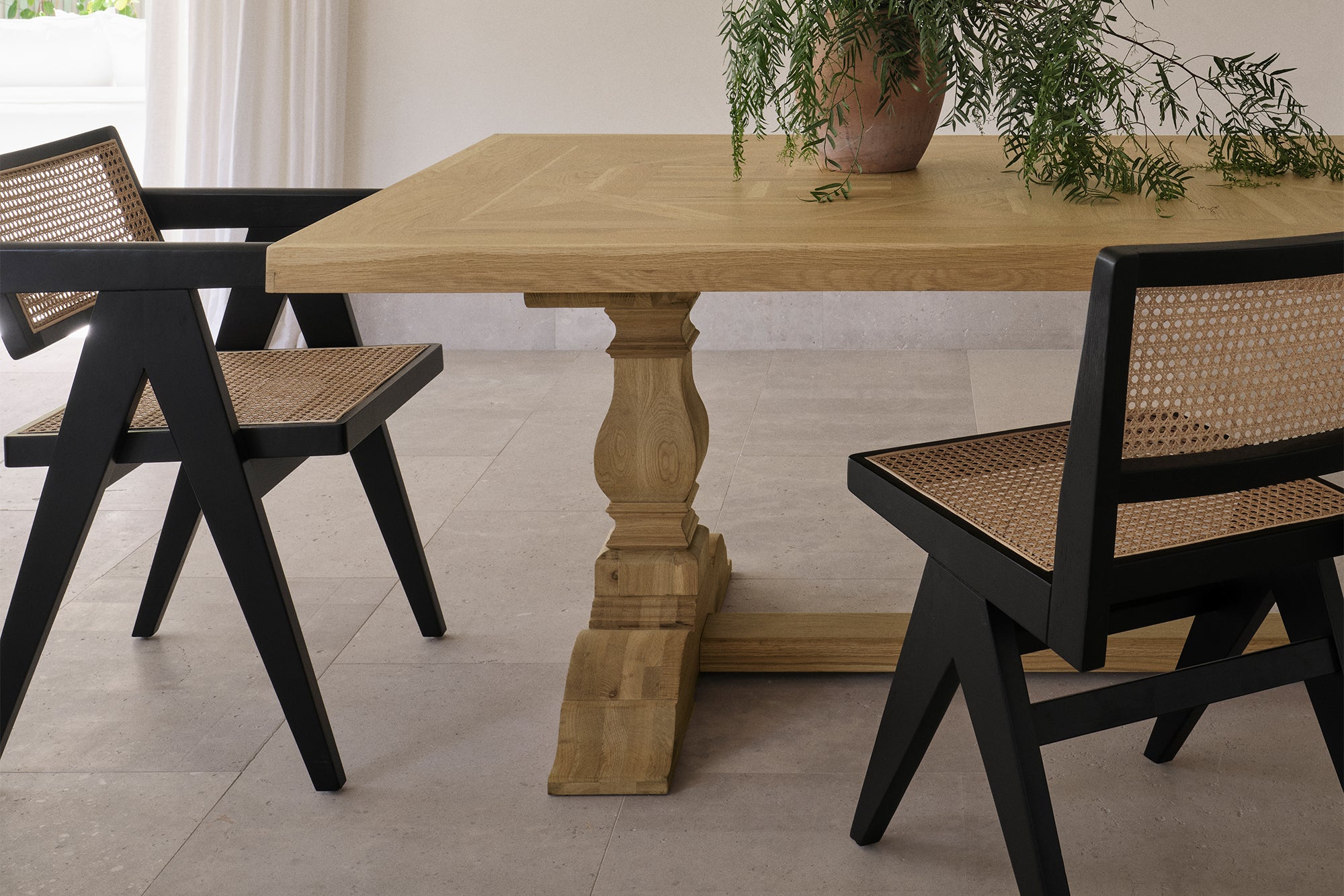 Florence Dining Table
