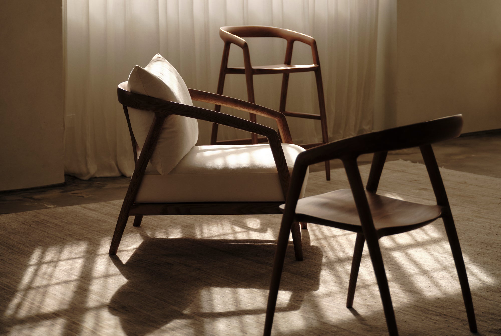 Maki Bar Stool