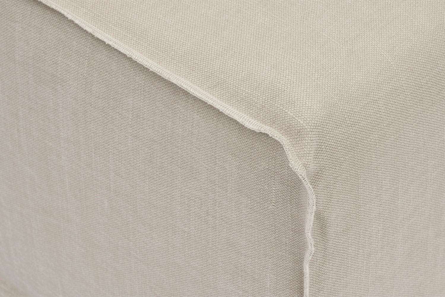 Joe Armless Loveseat