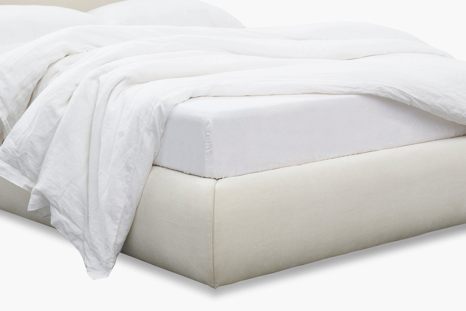 Leila Bed