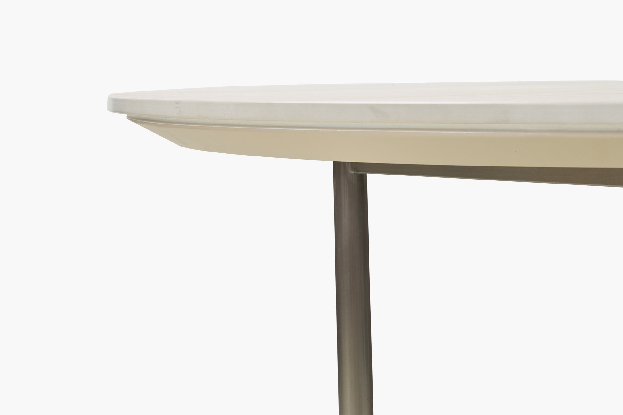 Outdoor Maive Round Dining Table