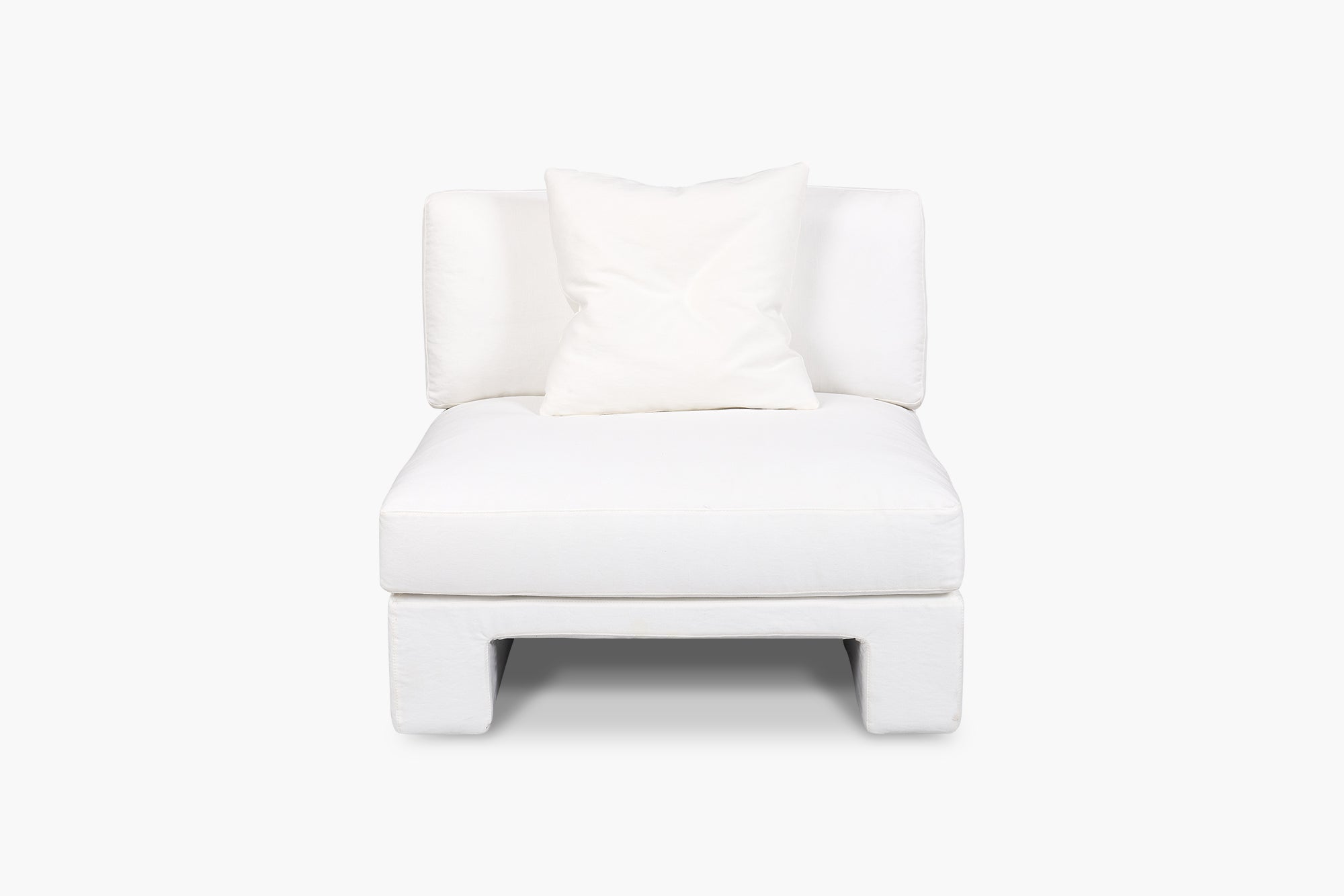 Nivara Slipper Chair