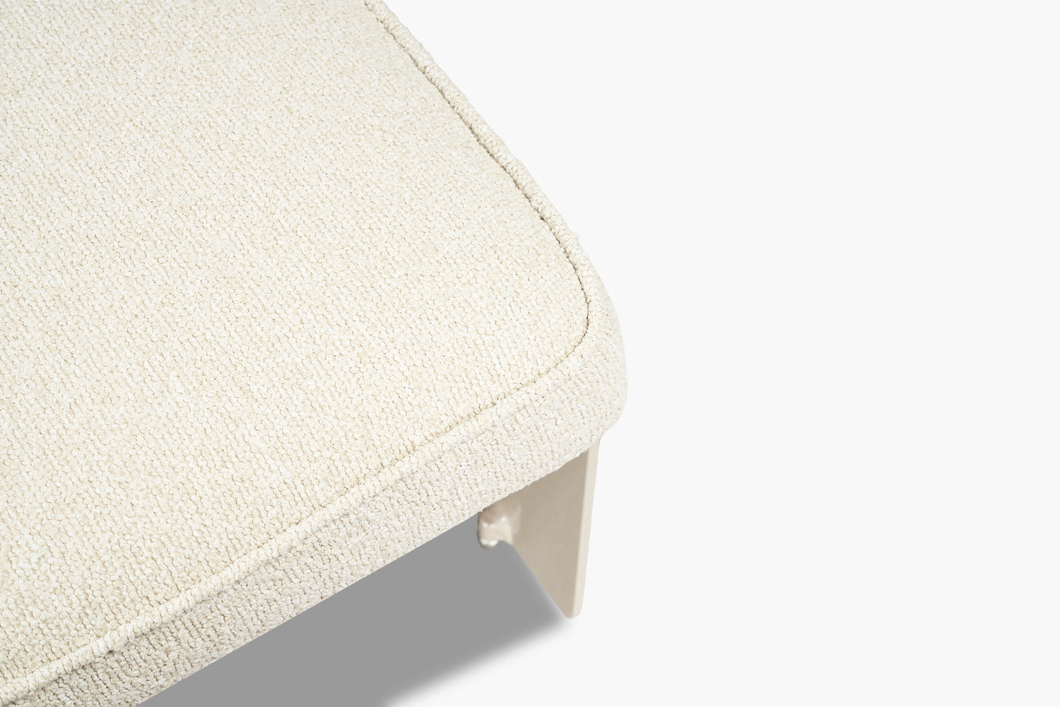 Outdoor Gloss Dougie Lounge Chair