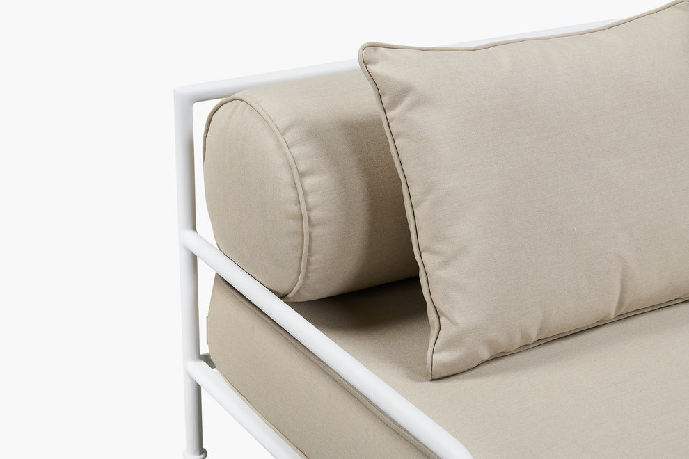 Outdoor Gloss Rowe Lounge Chair