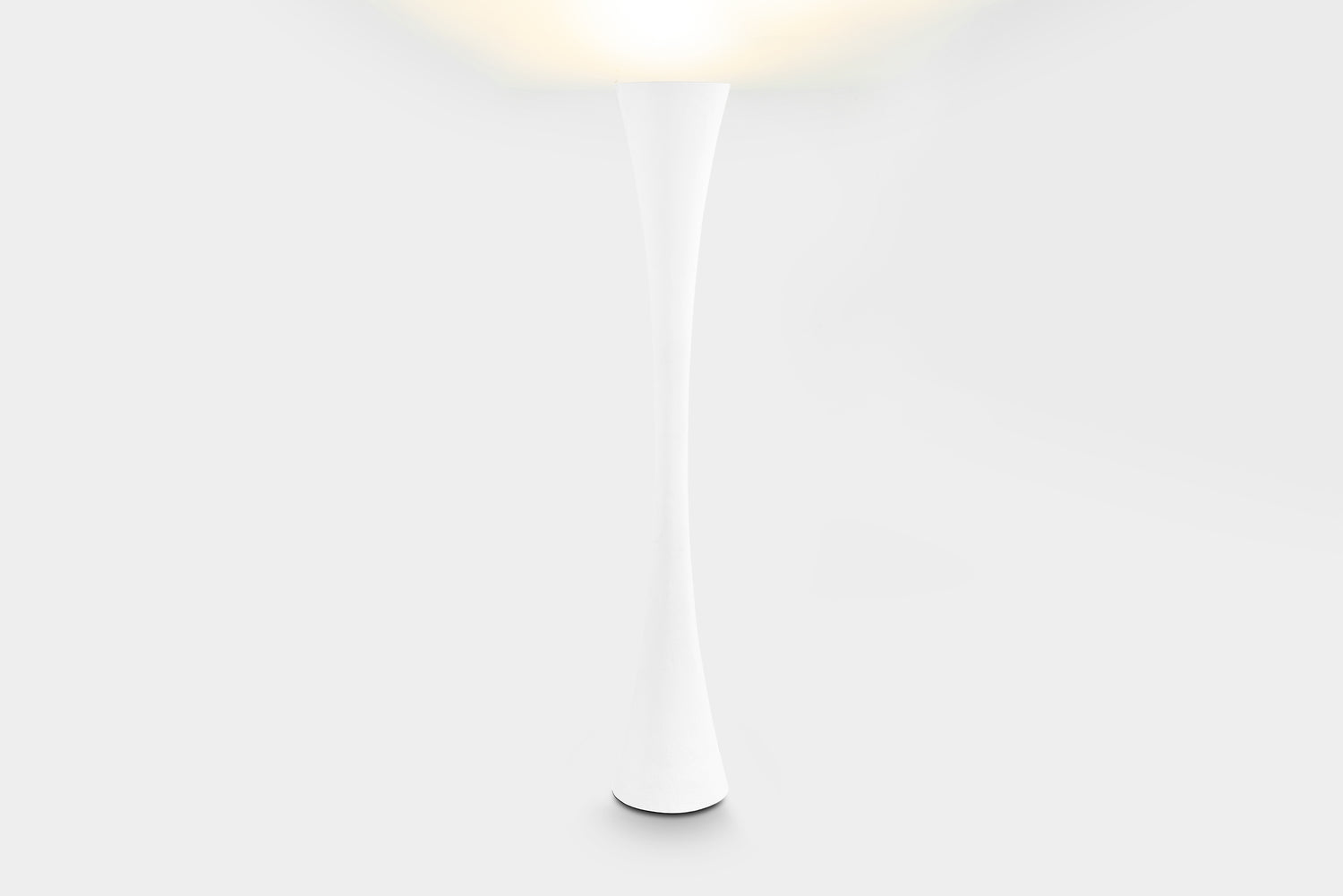 Owan Floor Lamp
