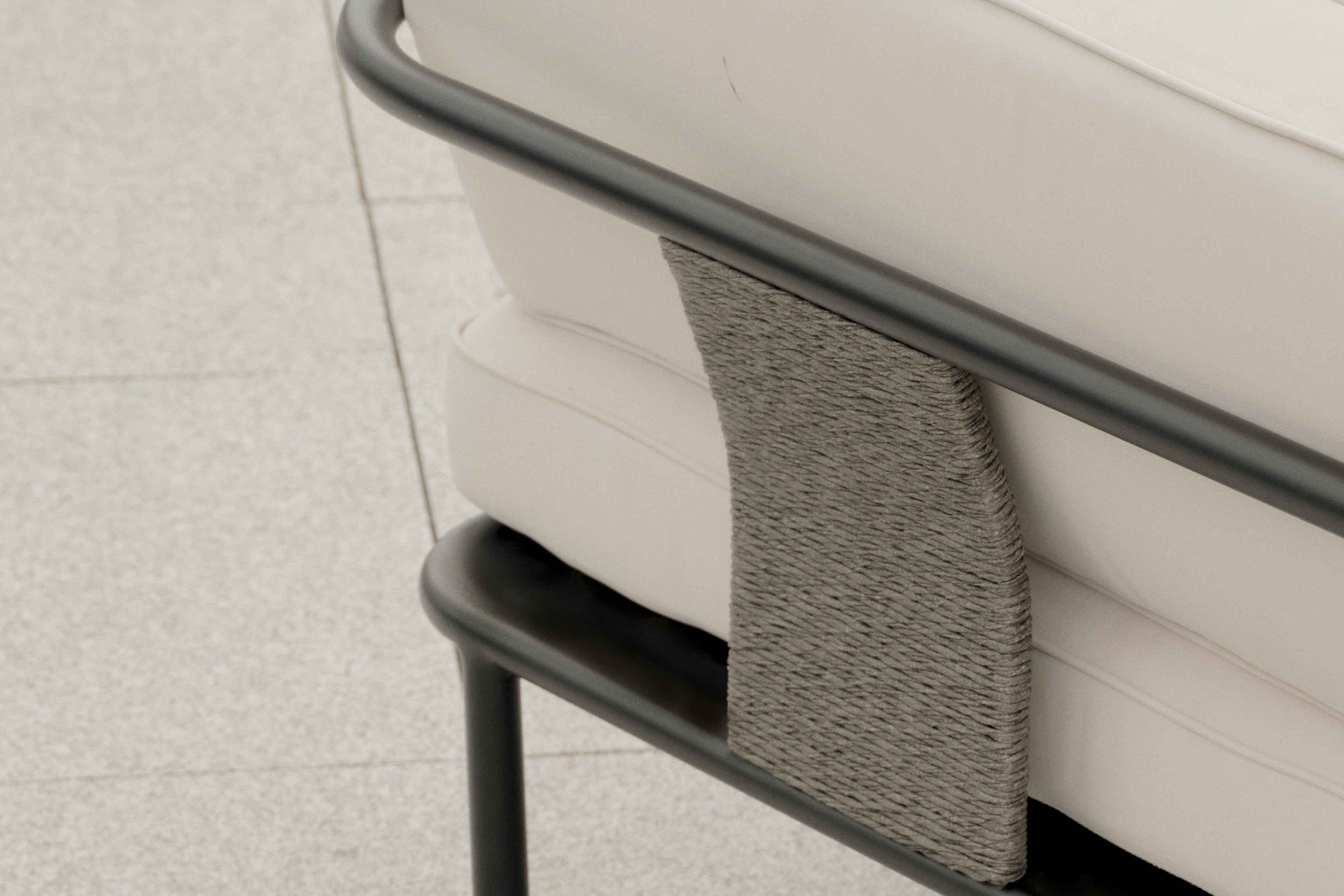 Outdoor Palm Lounge Chair