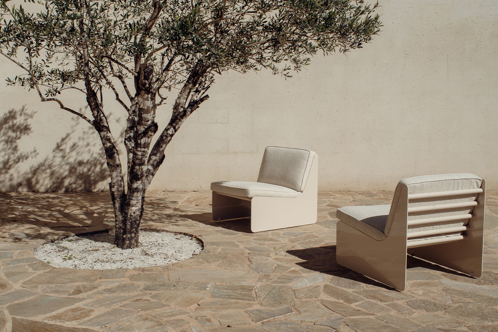Outdoor Gloss Dougie Lounge Chair