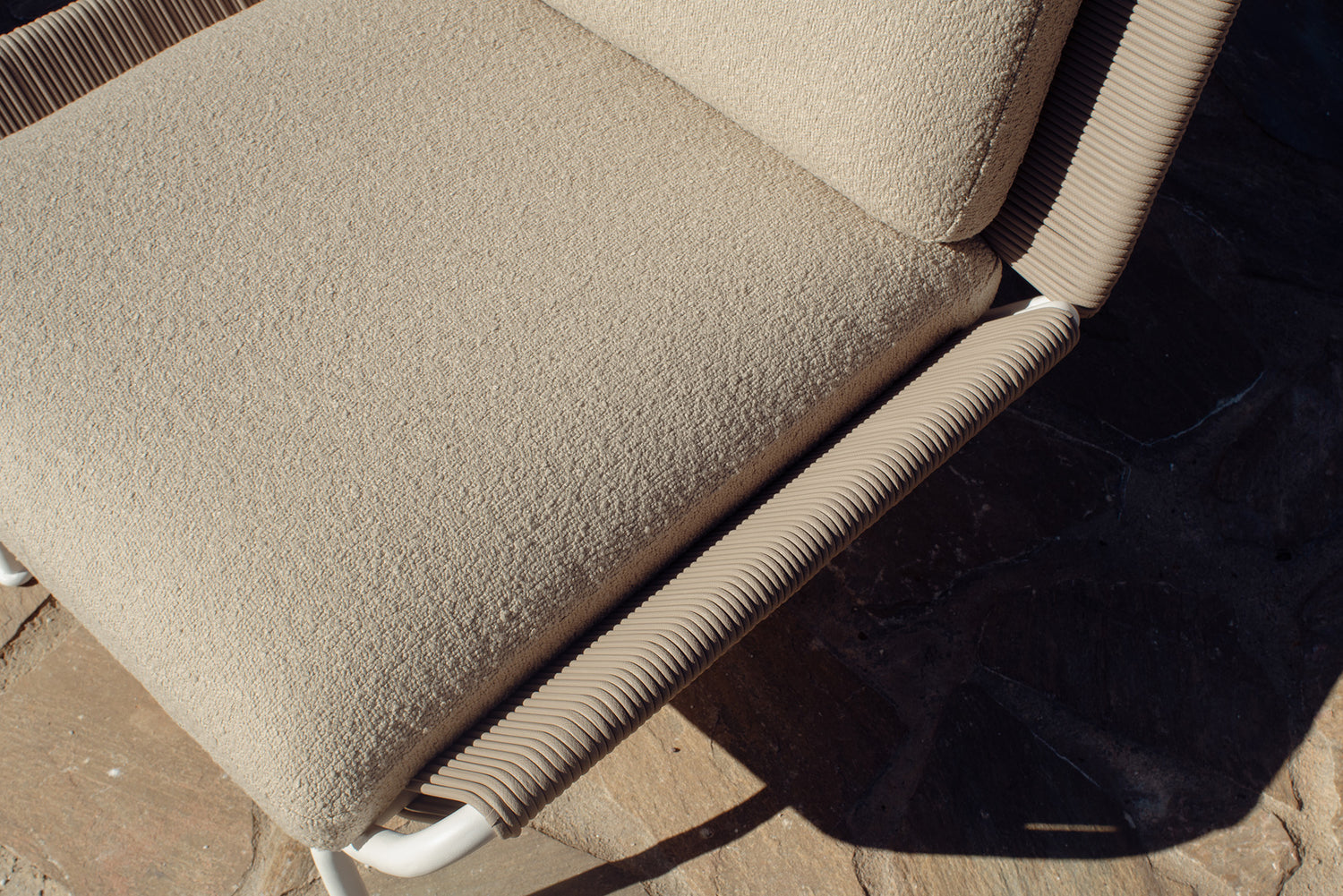 Outdoor Bora Lounge Chair