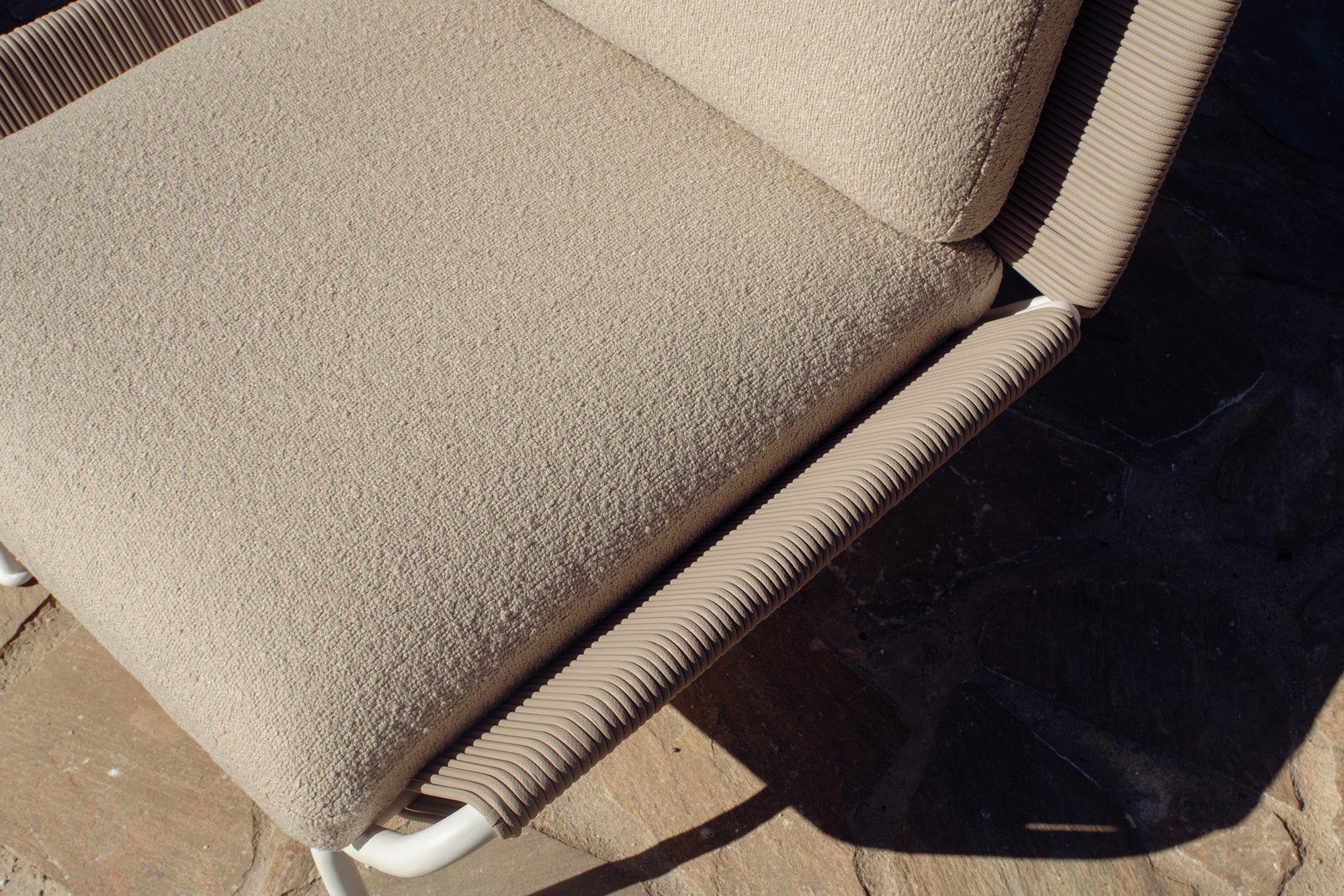 Outdoor Bora Lounge Chair