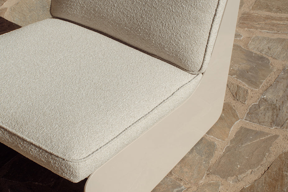 Outdoor Gloss Dougie Lounge Chair
