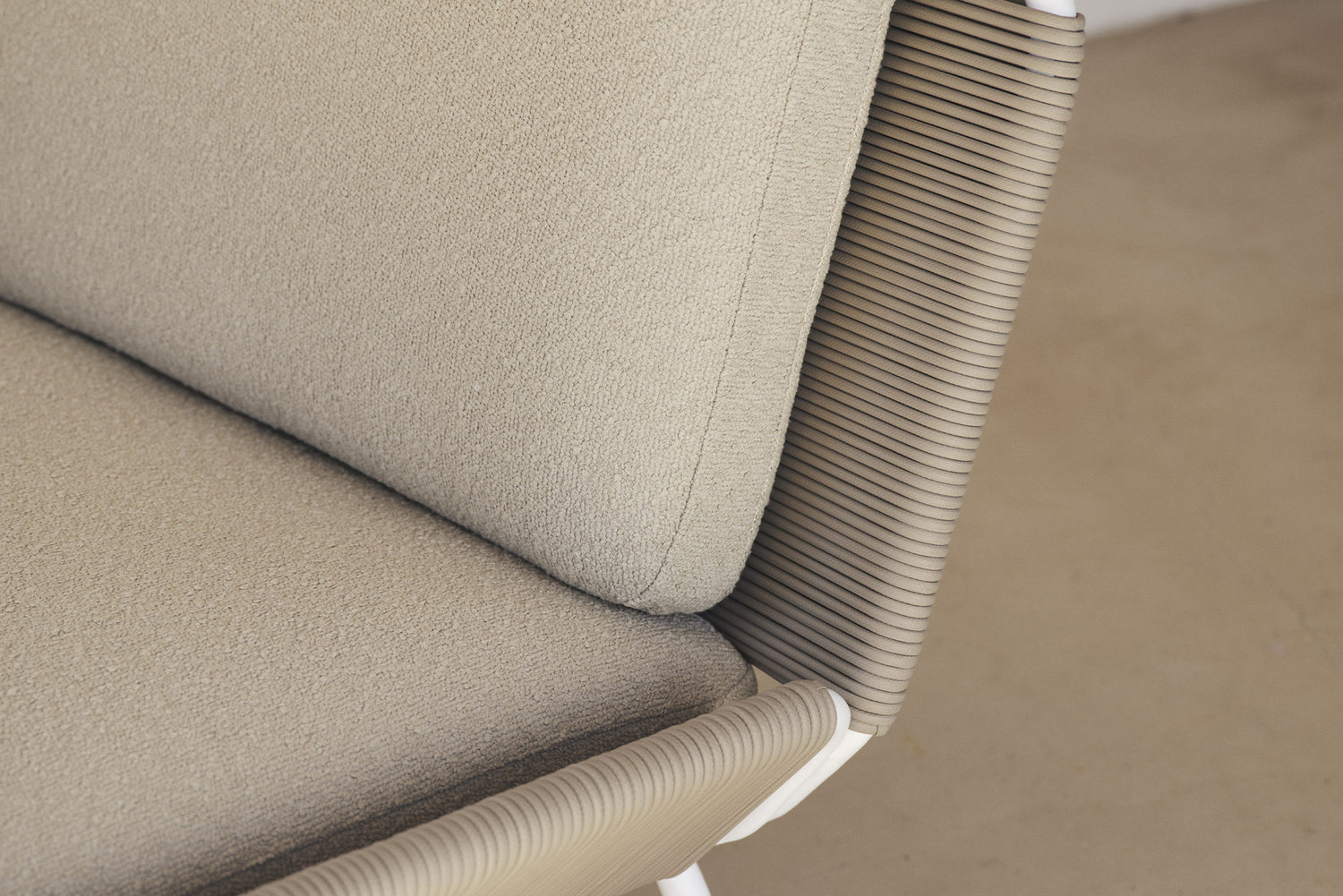 Outdoor Bora Lounge Chair