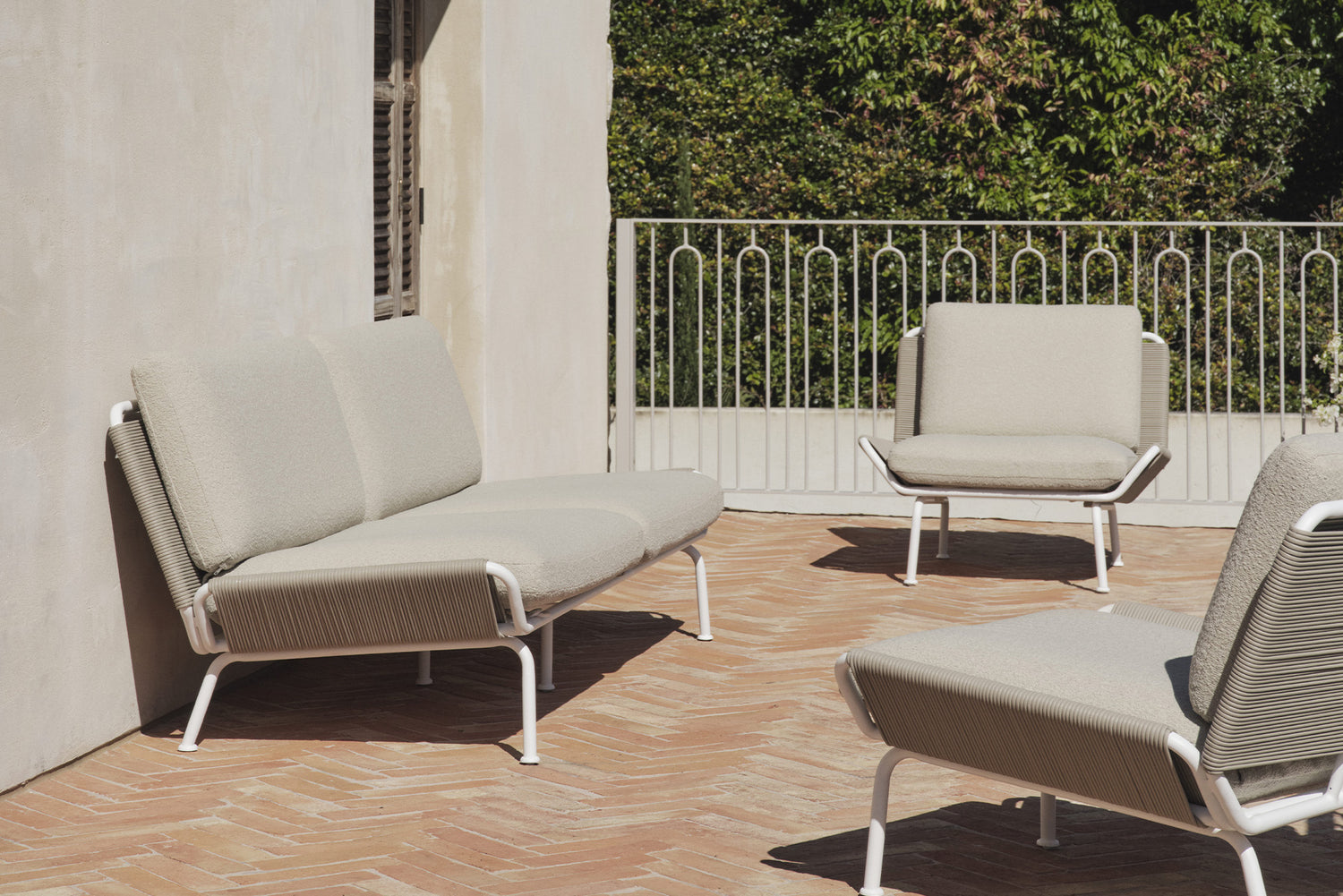 Outdoor Bora Lounge Chair