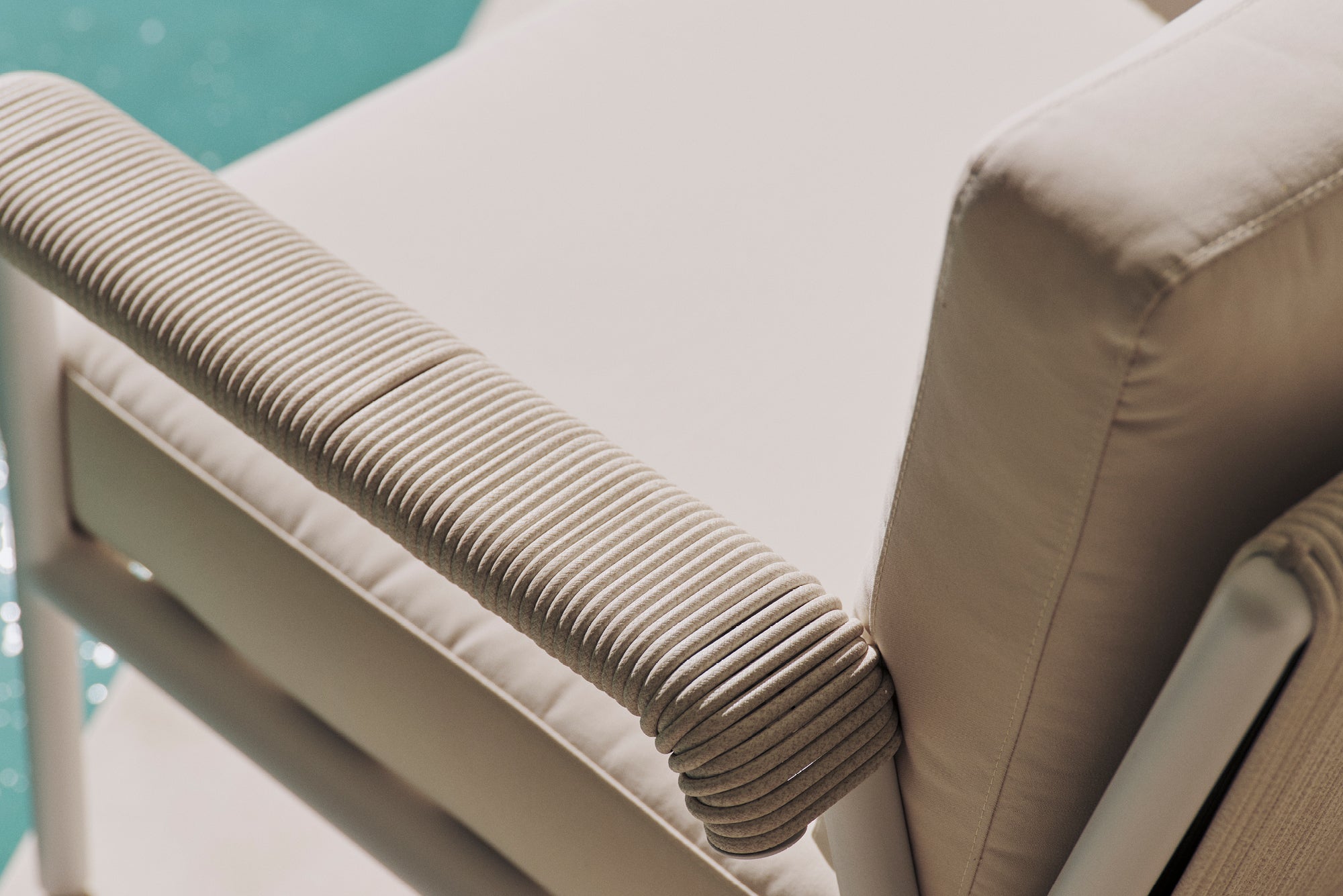 Outdoor Rodeo Lounge Chair