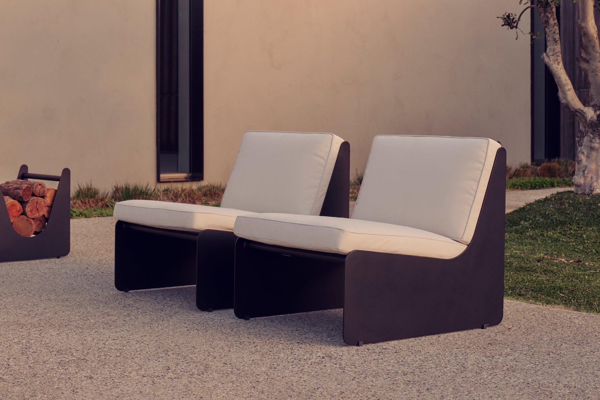 Outdoor Dougie Lounge Chair