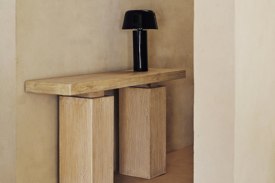 Black Stellara Table Lamp