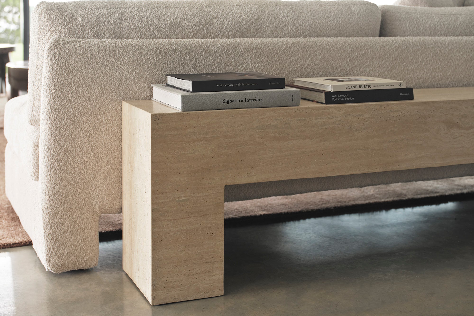 Monument Lowline Console