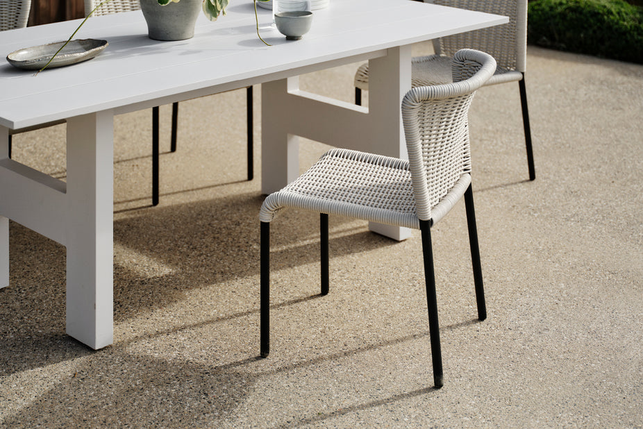 Outdoor Johnny Rectangular Dining Table