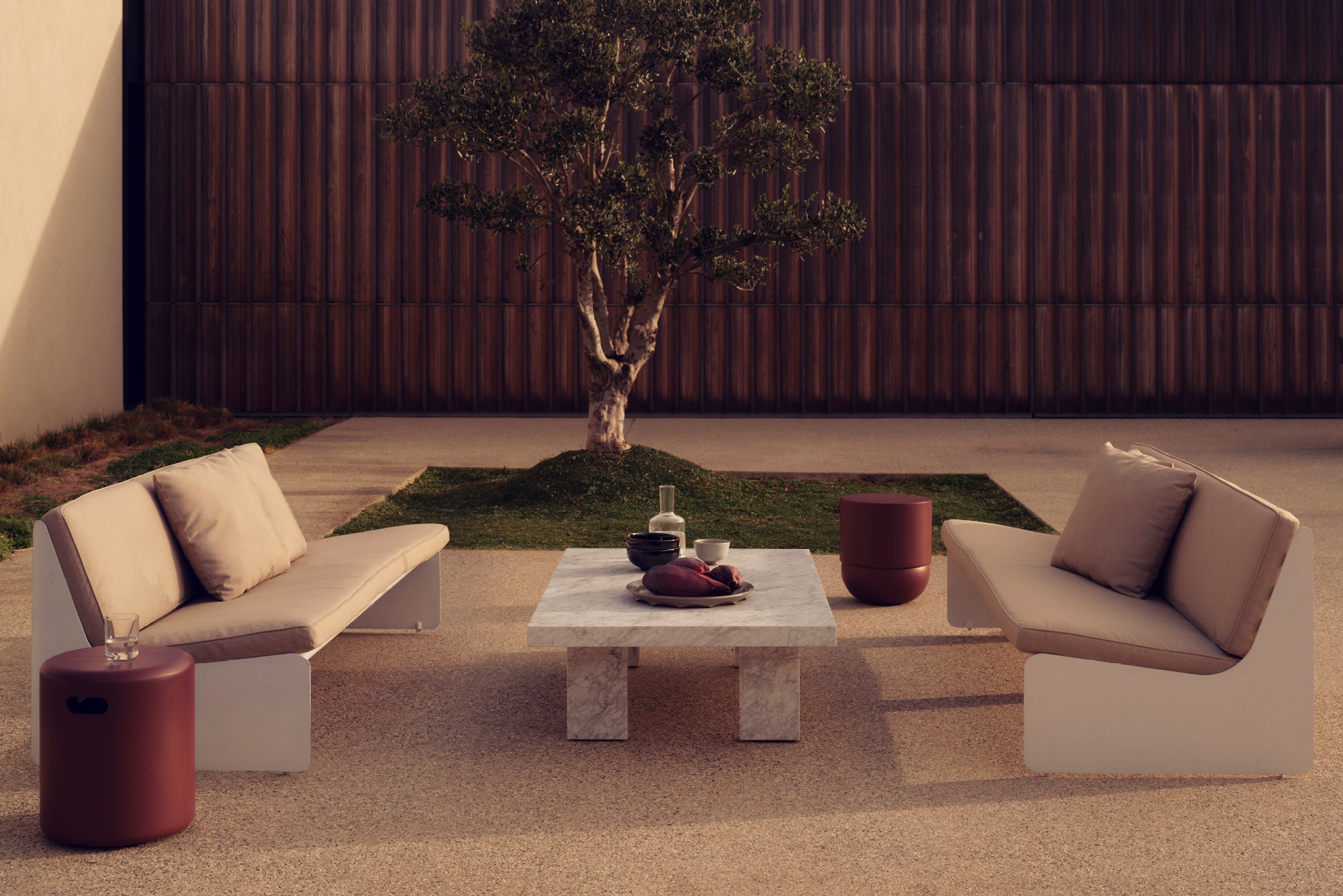 Outdoor Dougie Sofa