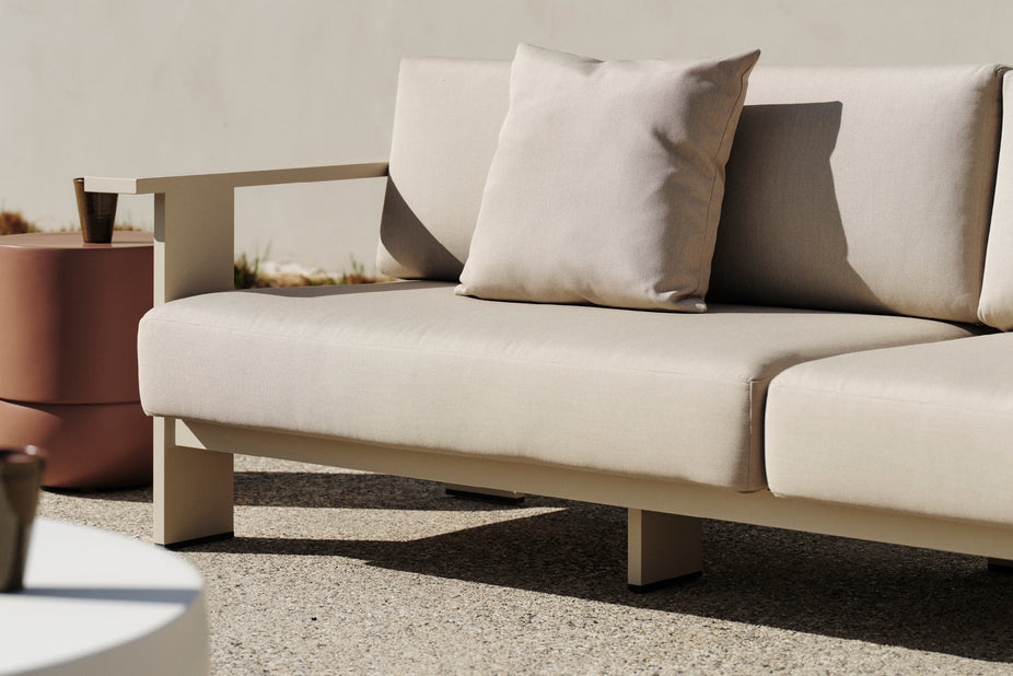 Outdoor Benn Sofa
