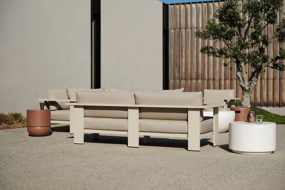 Outdoor Benn Sofa