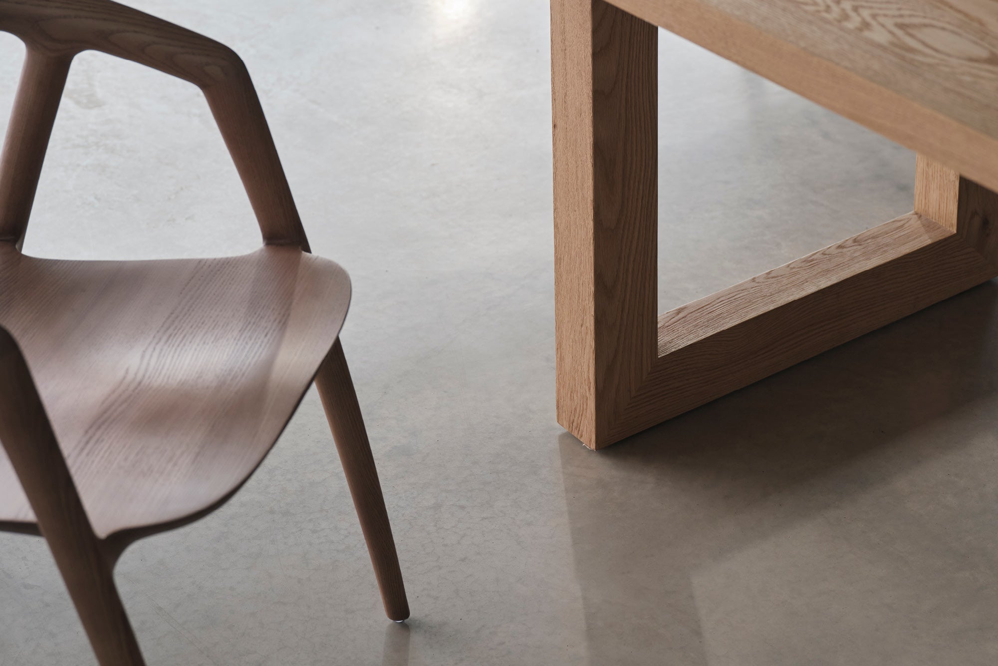 Caramel Maki Dining Chair