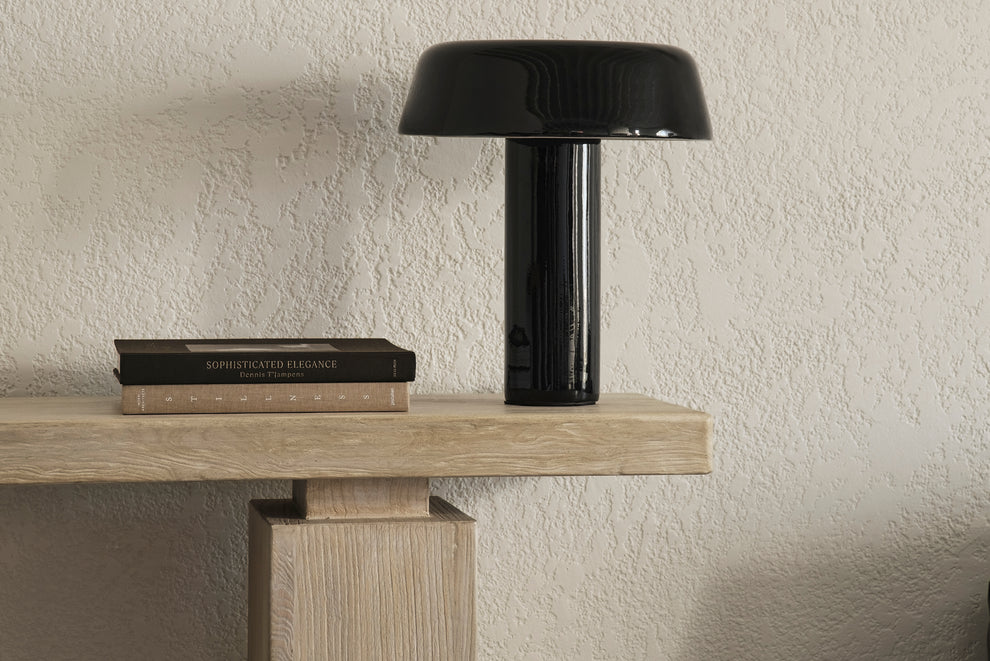 Black Stellara Table Lamp