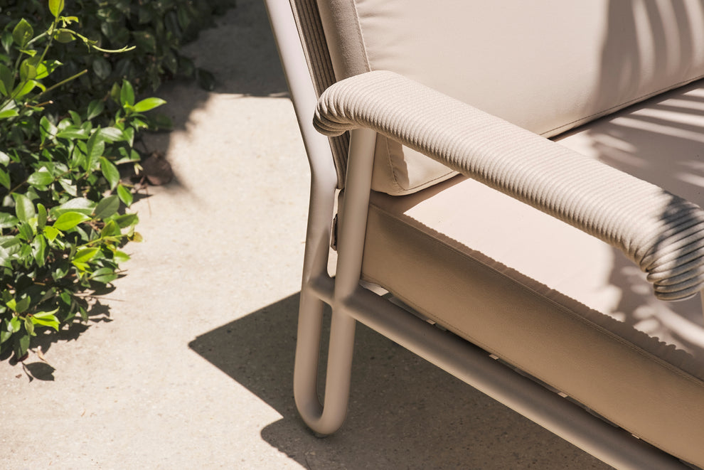 Outdoor Rodeo Lounge Chair