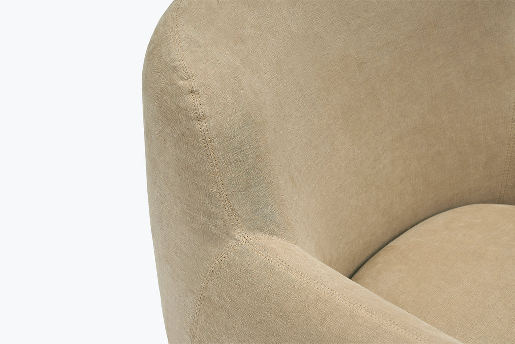 Tulla Armchair