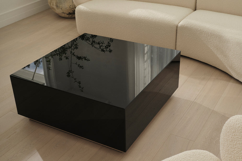 Chicci Coffee Table